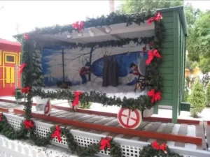 Lima Train Boxcar Tree Cutters